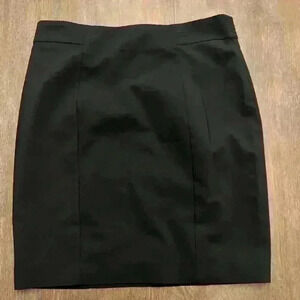 H&M BLACK SKIRT